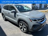 Certified 2022 Volkswagen Taos SEL w/ Panoramic Sunroof Package image 4