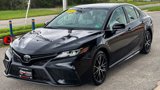 Used 2023 Toyota Camry SE image 2