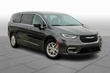 Certified 2023 Chrysler Pacifica Touring-L image 3