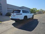 New 2025 Jeep Grand Cherokee L Laredo image 4