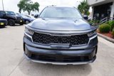 Used 2023 Kia Sorento S w/ Panoramic Sunroof Package image 2