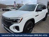 Certified 2025 Volkswagen Atlas Peak Edition SE image 2