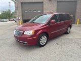 Used 2016 Chrysler Town & Country Touring image 3