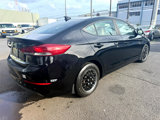 Used 2017 Hyundai Elantra SE image 5