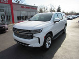 Used 2023 Chevrolet Suburban Premier image 2