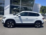 Certified 2024 Volkswagen Taos SE w/ Panoramic Sunroof Package image 2