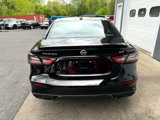 Used 2022 Nissan Maxima SR w/ Sport Mat Group image 5