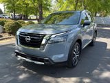 New 2025 Nissan Pathfinder Platinum image 3