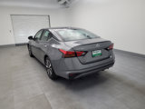Used 2022 Nissan Altima 2.5 SV image 5