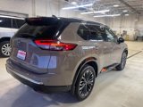 Used 2024 Nissan Rogue Platinum image 3
