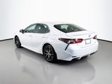 Used 2023 Toyota Camry SE image 3