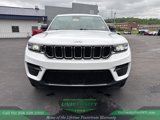 Used 2025 Jeep Grand Cherokee Laredo X w/ Luxury Tech Group I image 2
