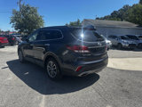 Used 2017 Hyundai Santa Fe SE image 4