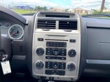 Used 2010 Ford Escape XLT image 6