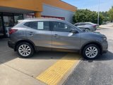 Used 2022 Nissan Rogue Sport SV image 3