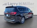 New 2025 Chrysler Pacifica Pinnacle image 5