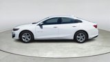 Used 2024 Chevrolet Malibu LT image 4