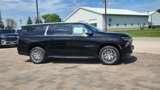 New 2025 Chevrolet Suburban Premier image 4