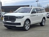 New 2025 Lincoln Navigator Reserve image 3