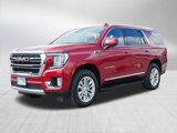 Used 2023 GMC Yukon SLT w/ SLT Luxury Package image 3