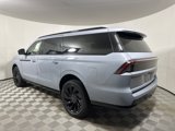 New 2025 Lincoln Navigator L Reserve image 5