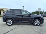 New 2025 Jeep Compass Latitude image 2