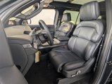 New 2025 Lincoln Navigator Reserve w/ Jet Appearance Package image 5