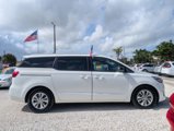 Used 2017 Kia Sedona LX w/ LX Essentials Premium Package image 4