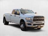 Used 2024 RAM 3500 Tradesman w/ Chrome Appearance Group image 3