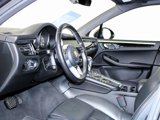 Certified 2020 Porsche Macan image 4