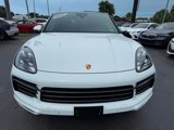 Used 2023 Porsche Cayenne Platinum Edition image 2