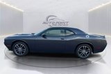 Used 2019 Dodge Challenger SXT image 4