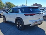 New 2025 Nissan Pathfinder Platinum image 3