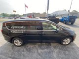 Used 2023 Chrysler Voyager LX image 4
