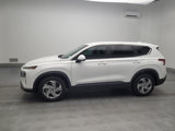 Used 2023 Hyundai Santa Fe SE image 2
