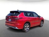 New 2025 Mitsubishi Outlander SEL image 3
