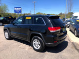 Used 2019 Jeep Grand Cherokee Laredo image 2