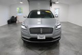 Used 2022 Lincoln Nautilus Reserve image 3