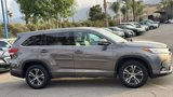 Used 2018 Toyota Highlander LE w/ Protection Package #3 image 4