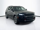 Used 2022 Jeep Grand Cherokee Trailhawk w/ Luxury Tech Group III image 3