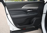 New 2025 Toyota Grand Highlander FWD image 5