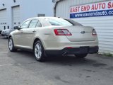 Used 2018 Ford Taurus SE image 3