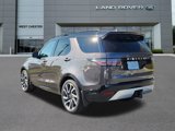 Used 2024 Land Rover Discovery Metropolitan Edition image 3