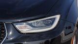 New 2025 Chrysler Pacifica Select image 5