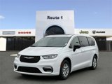 New 2025 Chrysler Pacifica Select w/ Uconnect Theater Family Group image 2