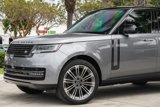 Used 2025 Land Rover Range Rover SE image 2