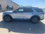 New 2025 Ford Explorer Active w/ Active Comfort Package image 4