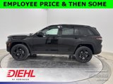 New 2025 Jeep Grand Cherokee Laredo image 4