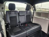 Used 2019 Dodge Grand Caravan SXT image 4