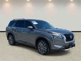 Used 2025 Nissan Pathfinder SL w/ SL Premium Package image 3